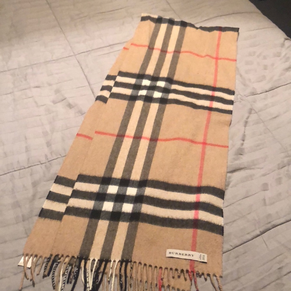 Authentic Burberry Scarf - Picture 7 of 7